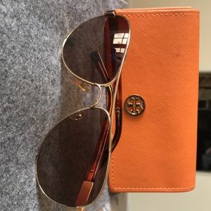 Genuine Tory Burch Aviator sunglasses